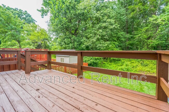 Building Photo - 8942 Quail Run Dr