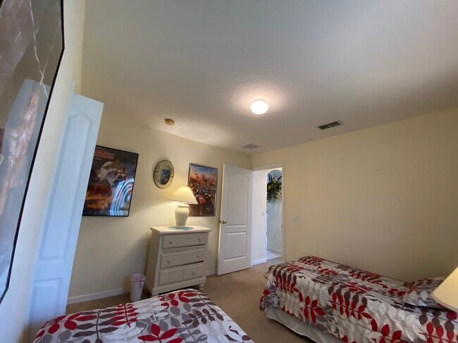 Building Photo - 562 Dolcetto Dr