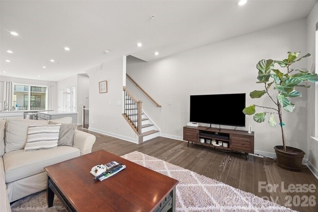 Building Photo - 424 Music Hall Wy