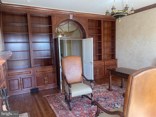 Building Photo - 2601 Butler Rd