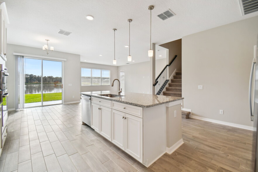 Building Photo - 38190 Shale Stone Ct