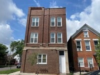 Building Photo - 2858 S St Louis Ave