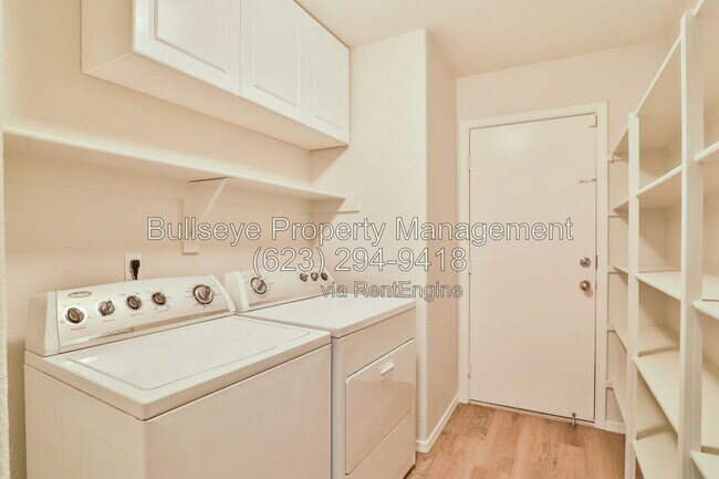 Building Photo - 2783 S Sailors Way