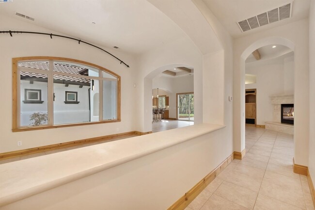 Building Photo - 12859 Austin Forest Cir