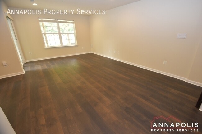 Building Photo - 717 Millhouse Dr