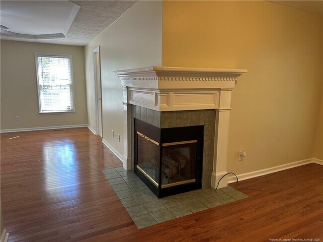 Building Photo - 2827 Beringer Dr