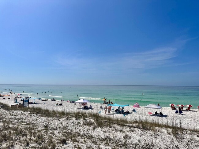 Building Photo - Live Near the Water – 3-Bedroom Home with ...