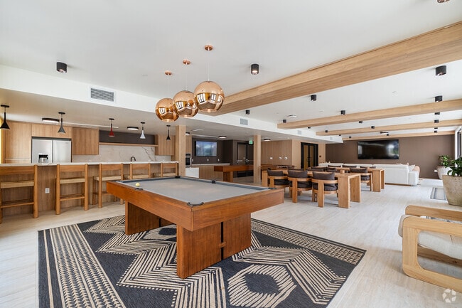 Club Lounge - Eddy Redondo Residences