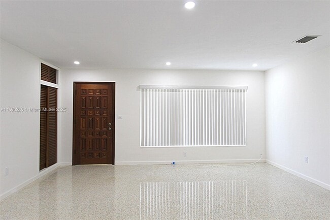Building Photo - 6203 SW 108th Pl