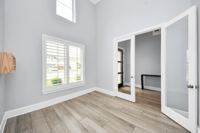 Building Photo - 23918 Primrose Gdn Rd