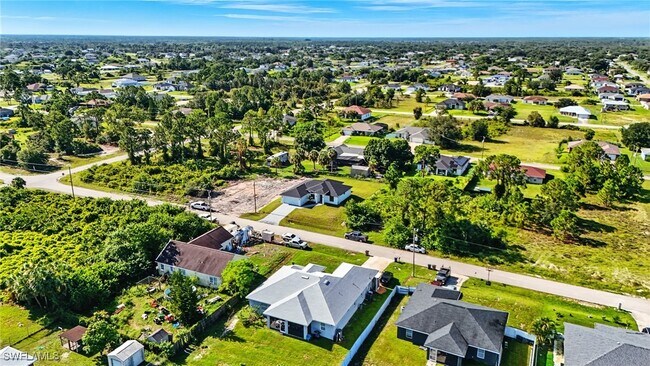 Building Photo - 2607 38th St SW