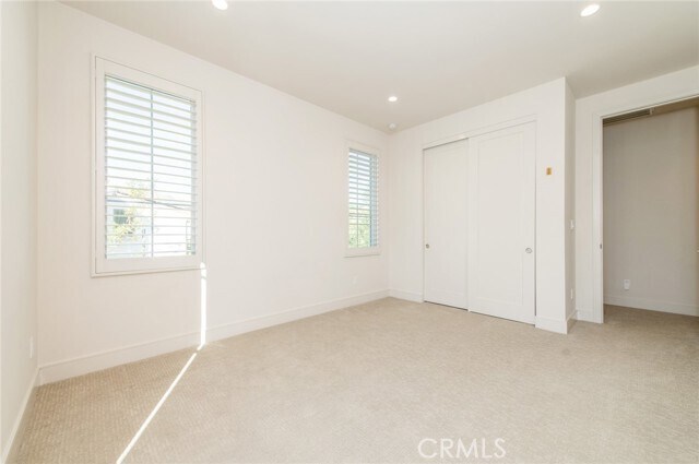 Building Photo - 111 Winnett