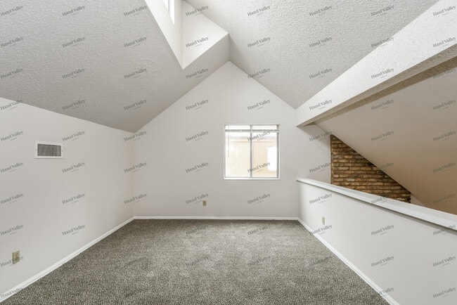 Building Photo - 1612 Award Dr