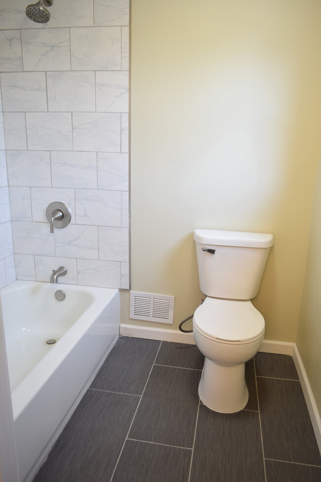 upstairs bathroom - 381 Ferry Ave