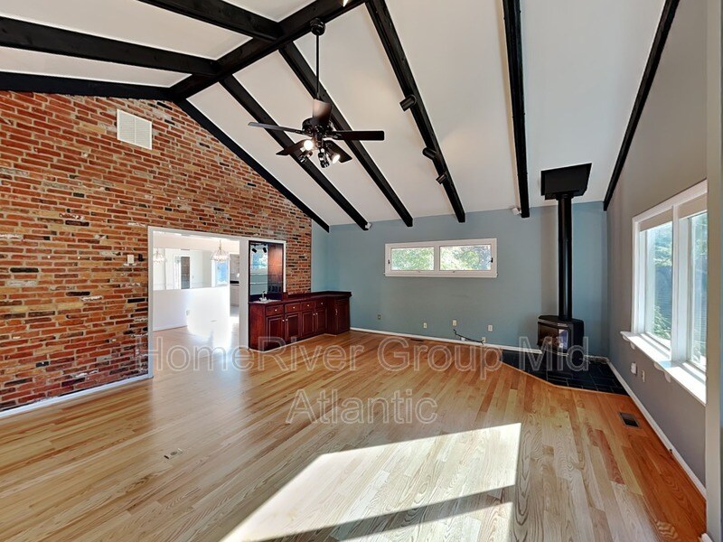 Building Photo - 4126 N Randolph St