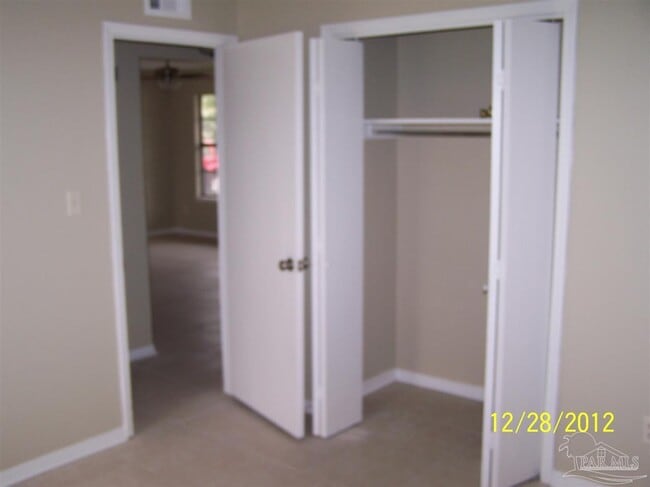 Building Photo - 711 Tumbleweed Trail