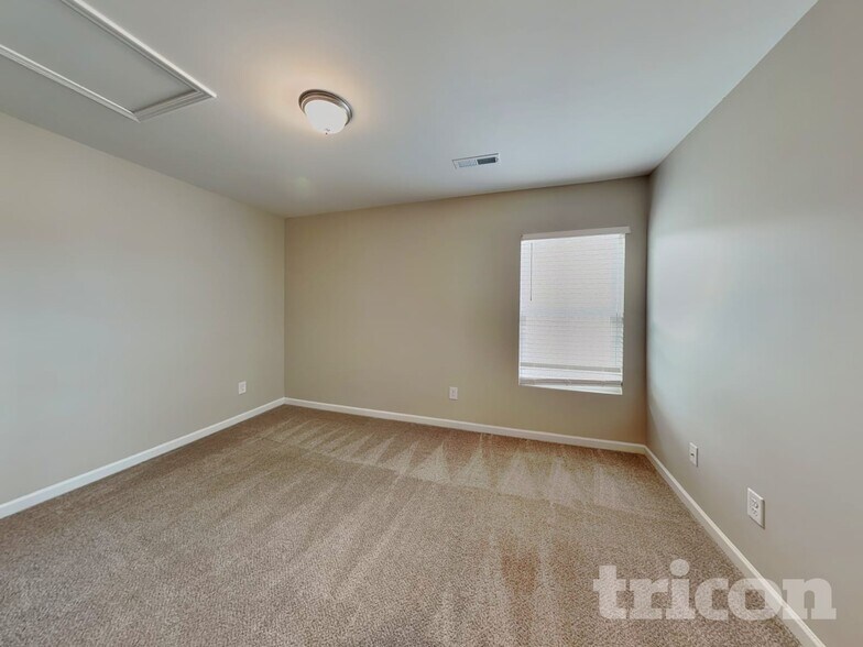 Building Photo - 4120 Devonwood Ct