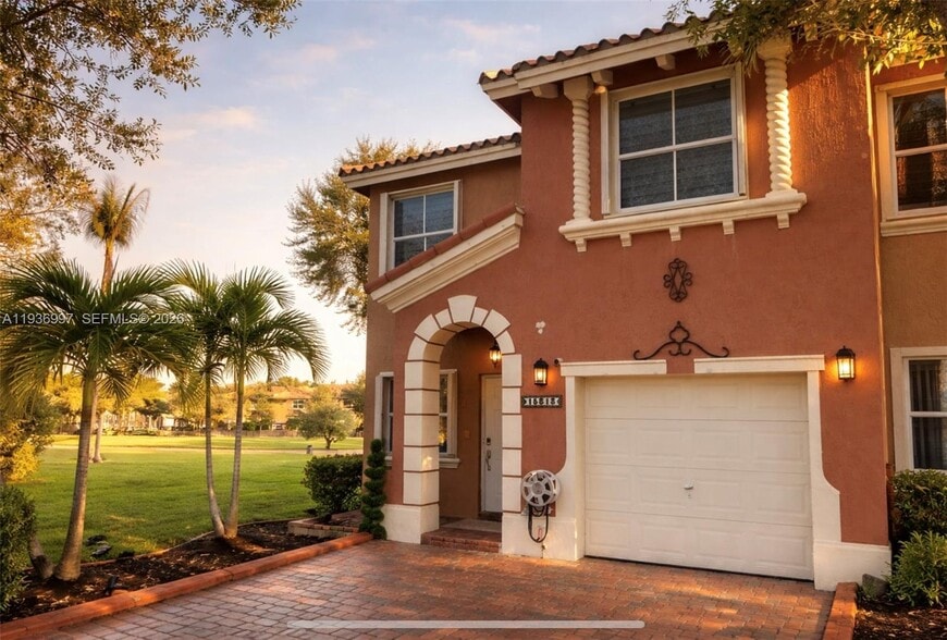 Building Photo - 15313 SW 31st Ter