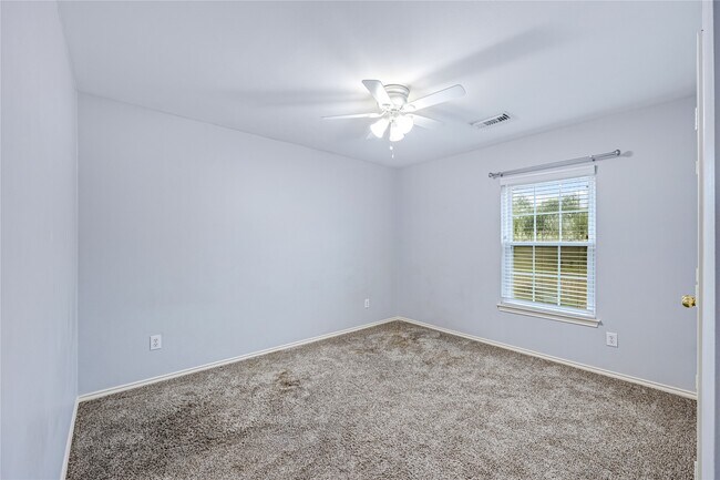 Building Photo - 28507 Chateau Springs Ct