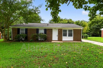 Building Photo - 4713 Plaza Rd