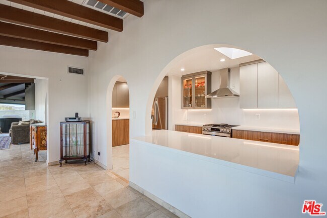 Building Photo - 4520 Gable Dr