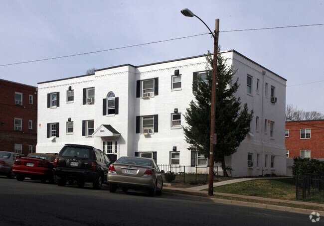 Building Photo - 3820 Old Dominion Blvd