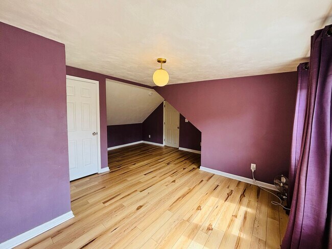 Building Photo - 307 Ellett Rd