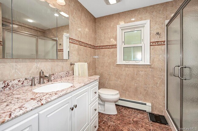 Building Photo - 28 Beechwood Ave