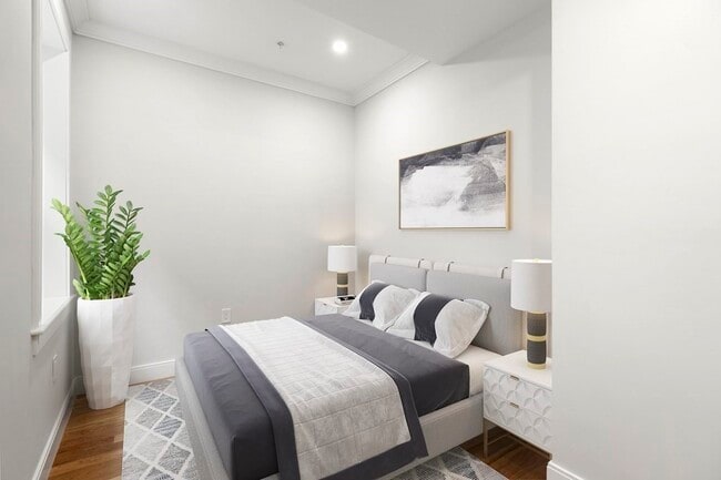 Building Photo - 18 Grove St