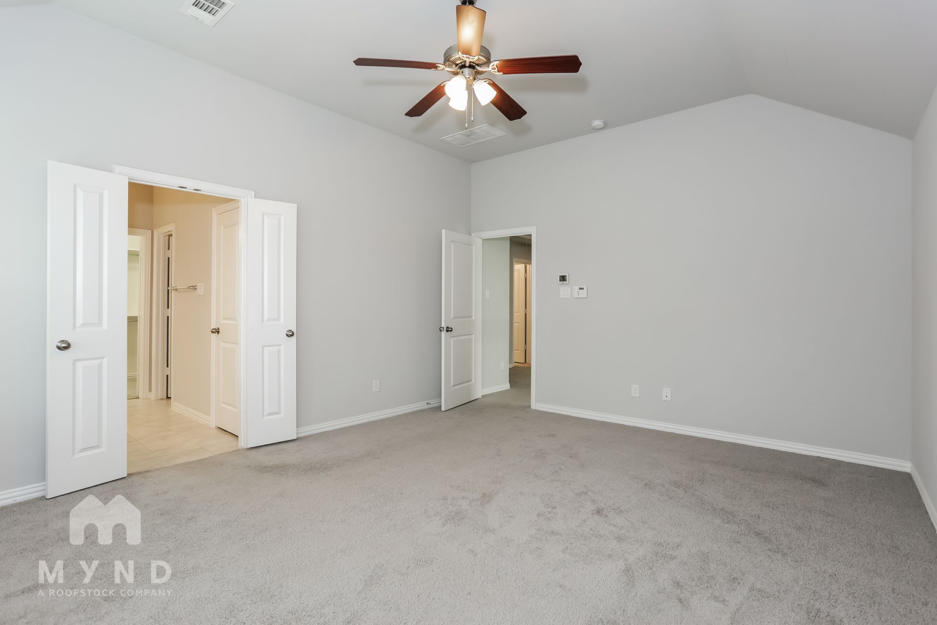 Building Photo - 120 Knight of Realm Blvd