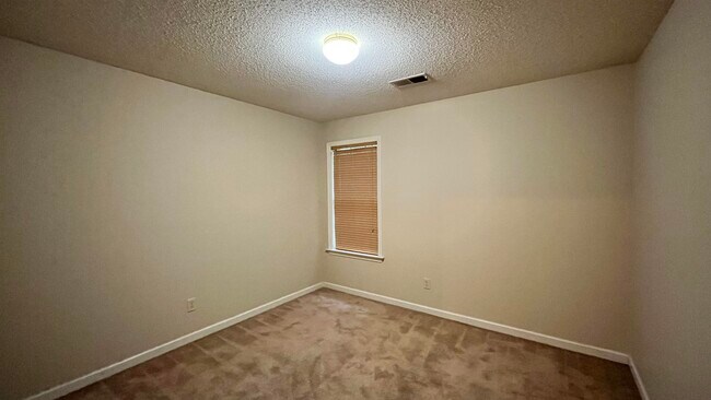 Building Photo - 7276 Amberly Way Dr