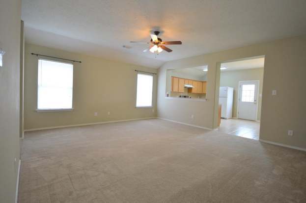 Building Photo - 8707 Farm Ridge Ln
