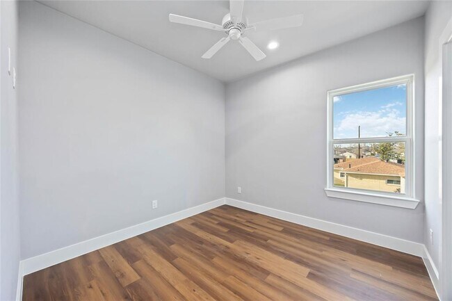 Building Photo - 6710 Letcher St