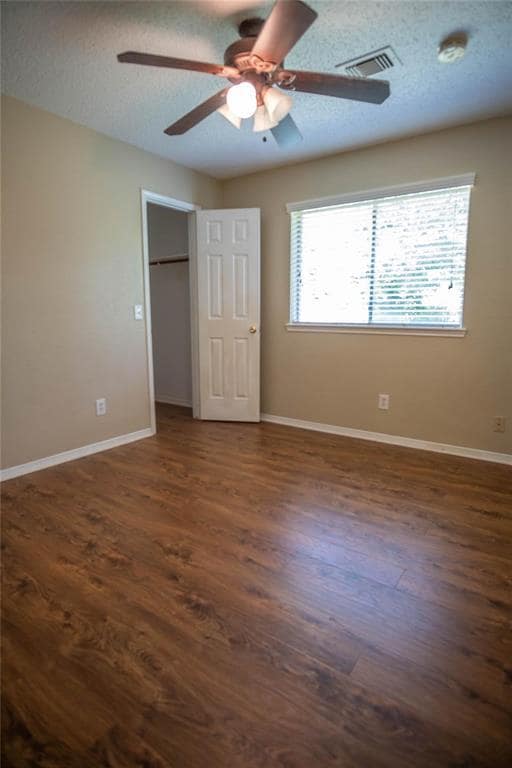Building Photo - 3207 Rimrock Dr
