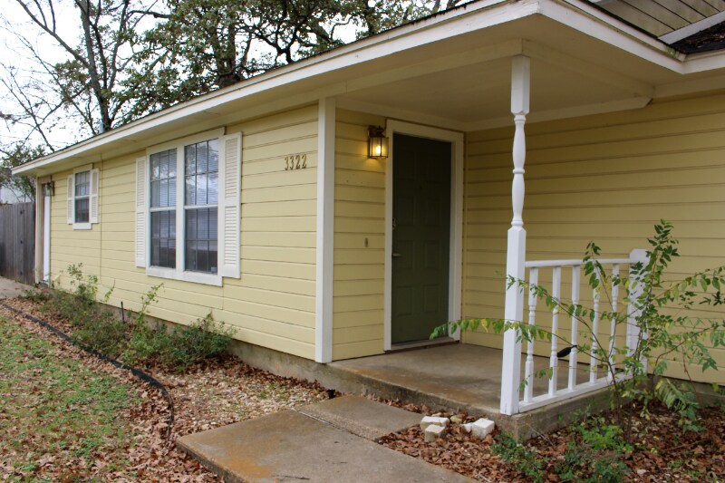 Building Photo - 3322 Augusta Dr