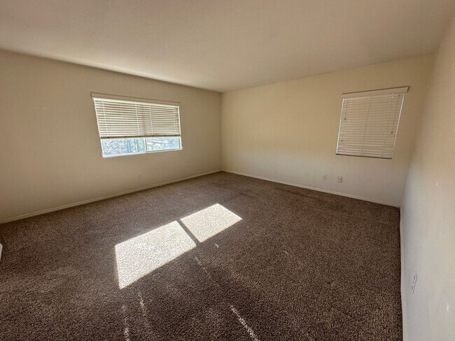 Building Photo - For rent in Alpine, CA 3br / 2bath house f...