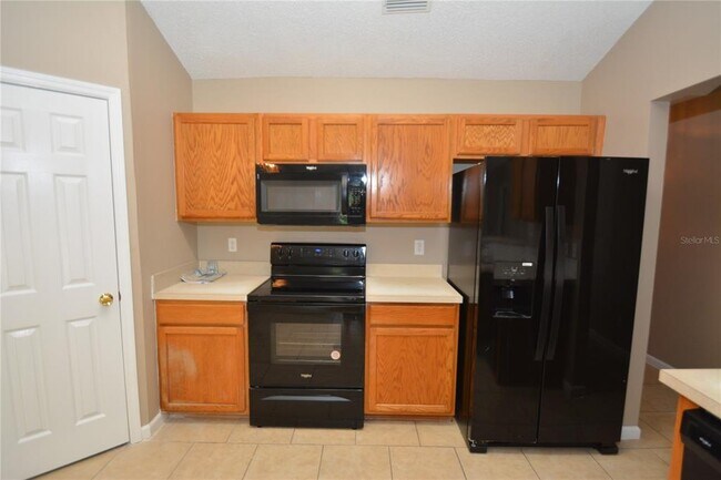 Building Photo - 33 Rosepetal Ln