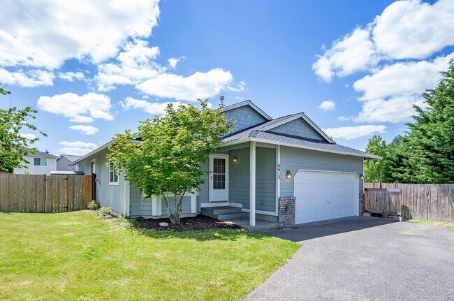Building Photo - Exquisite 3-bedroom, 2-full bath Home in Puyallup