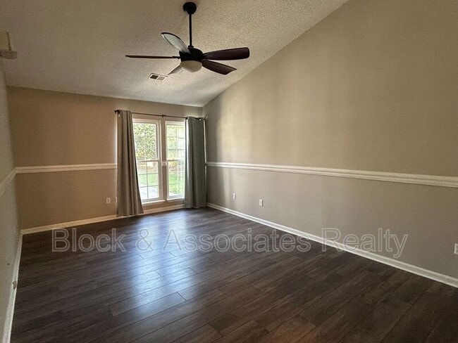 Building Photo - 3512 Cherry Hill Dr