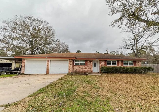 Primary Photo - 320 Meadow Dr