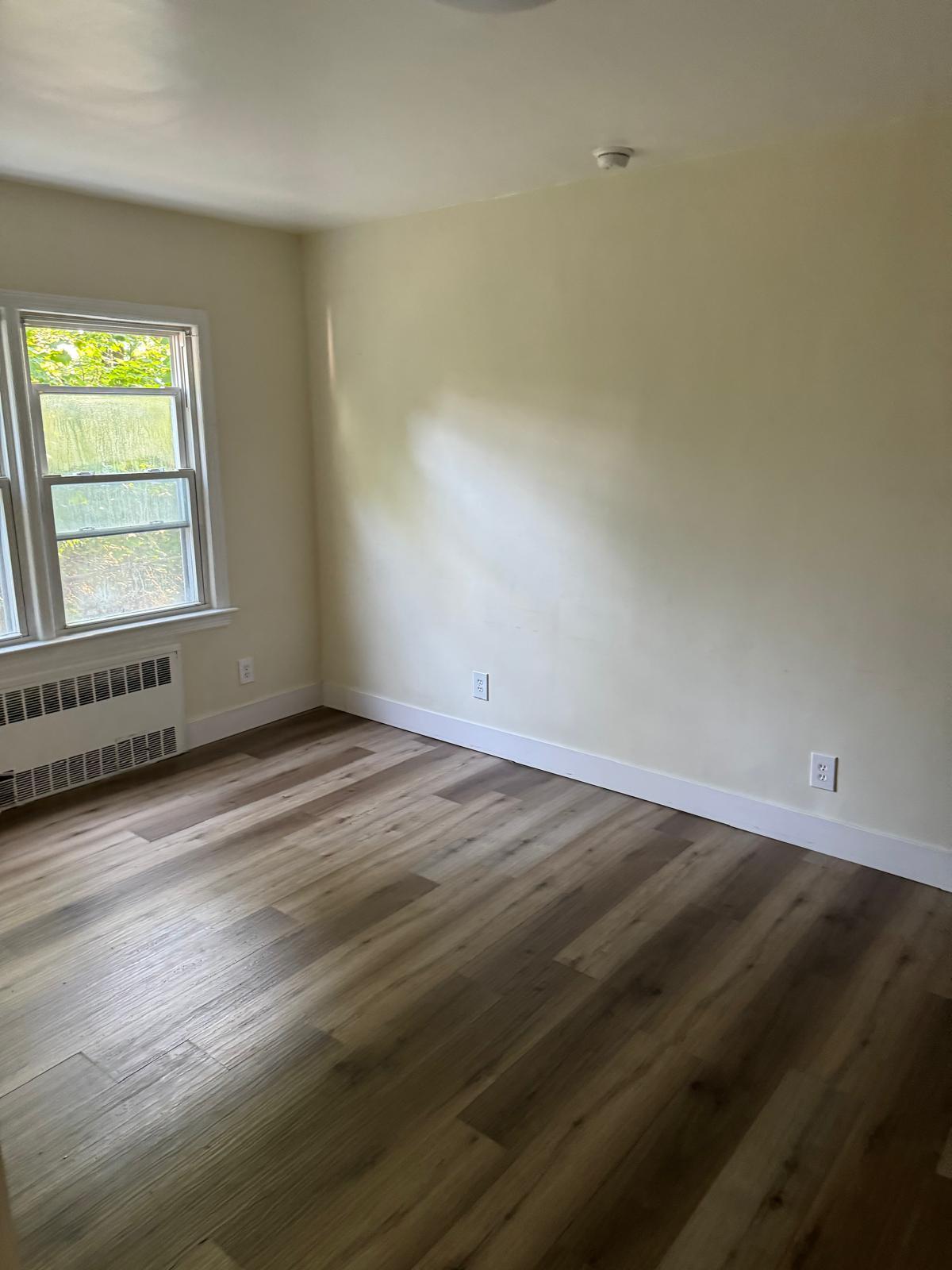 Building Photo - 32 Starr Ave