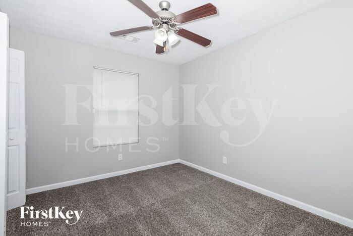 Building Photo - 311 Goldenrod Dr