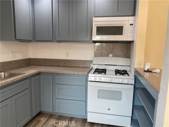 Building Photo - 1751 N Orizaba Ave