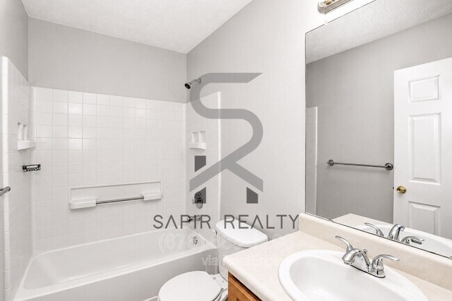 Building Photo - 5791 Strathmoor Manor Cir
