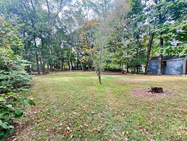 Building Photo - 273 Front St