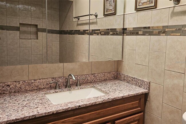 Building Photo - 4330 Tahitian Gardens Cir