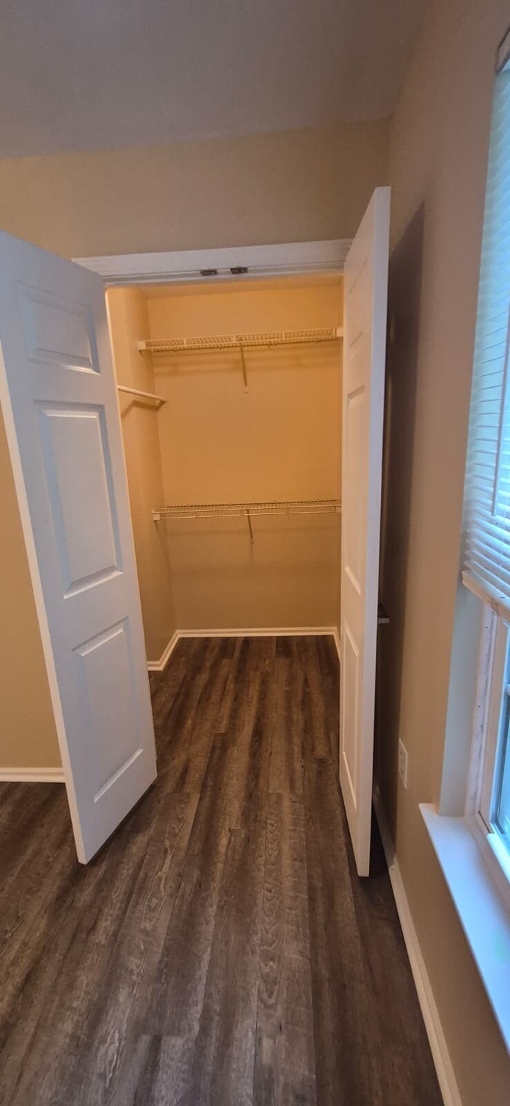 closet - 50 Pebble Beach Cv