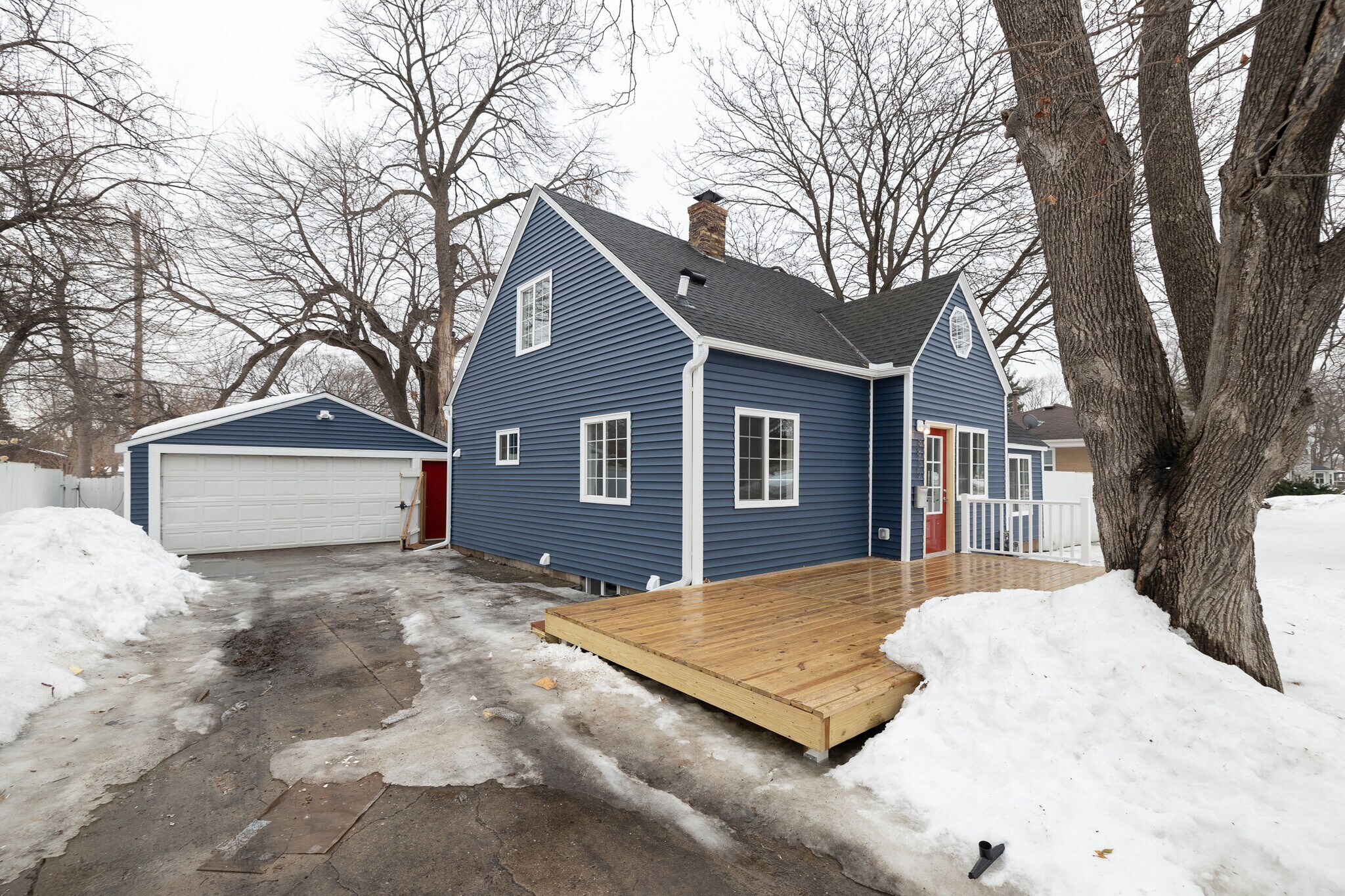 Building Photo - 8835 Nicollet Ave S