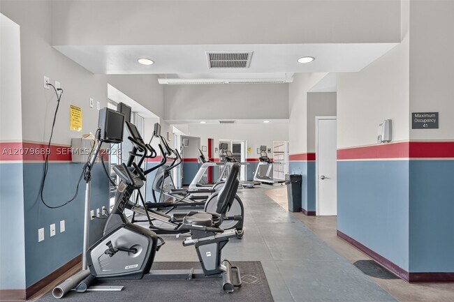 Building Photo - 7270 SW 88th St