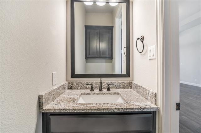 Building Photo - 1714 Waneta Dr